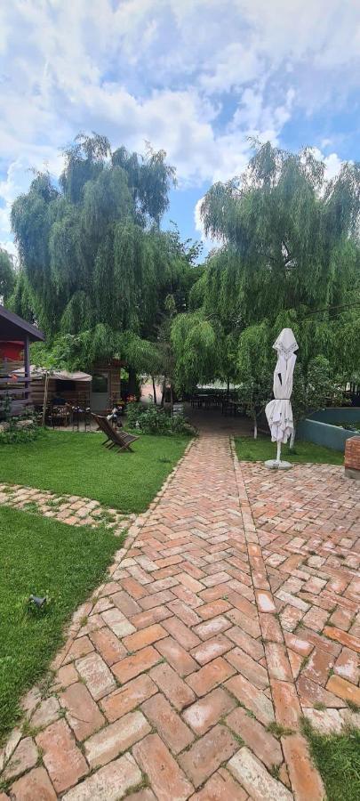 Enpi Lake Resort ยาช ภายนอก รูปภาพ